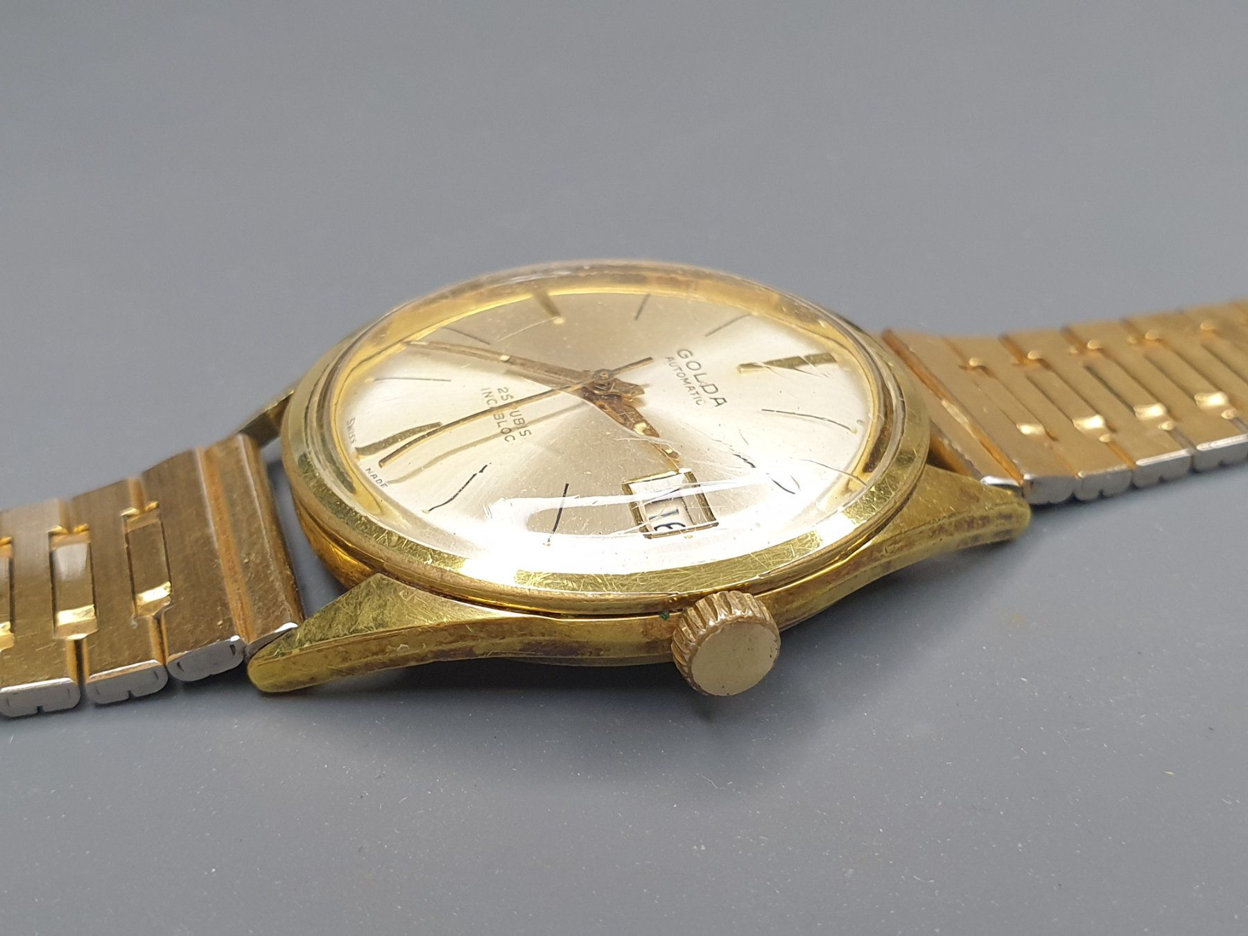 Uhren: Golda Automatic - 34mm – Gebraucht aus Neyruz FR von Flyback 2