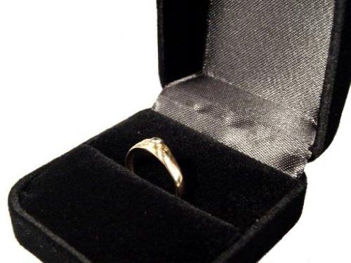 Sonstige Dekorationen & Accessoires: Ringdose / Geschenkbox schwarz – Neu und originalverpackt aus Wagenhausen von Kahlen 1