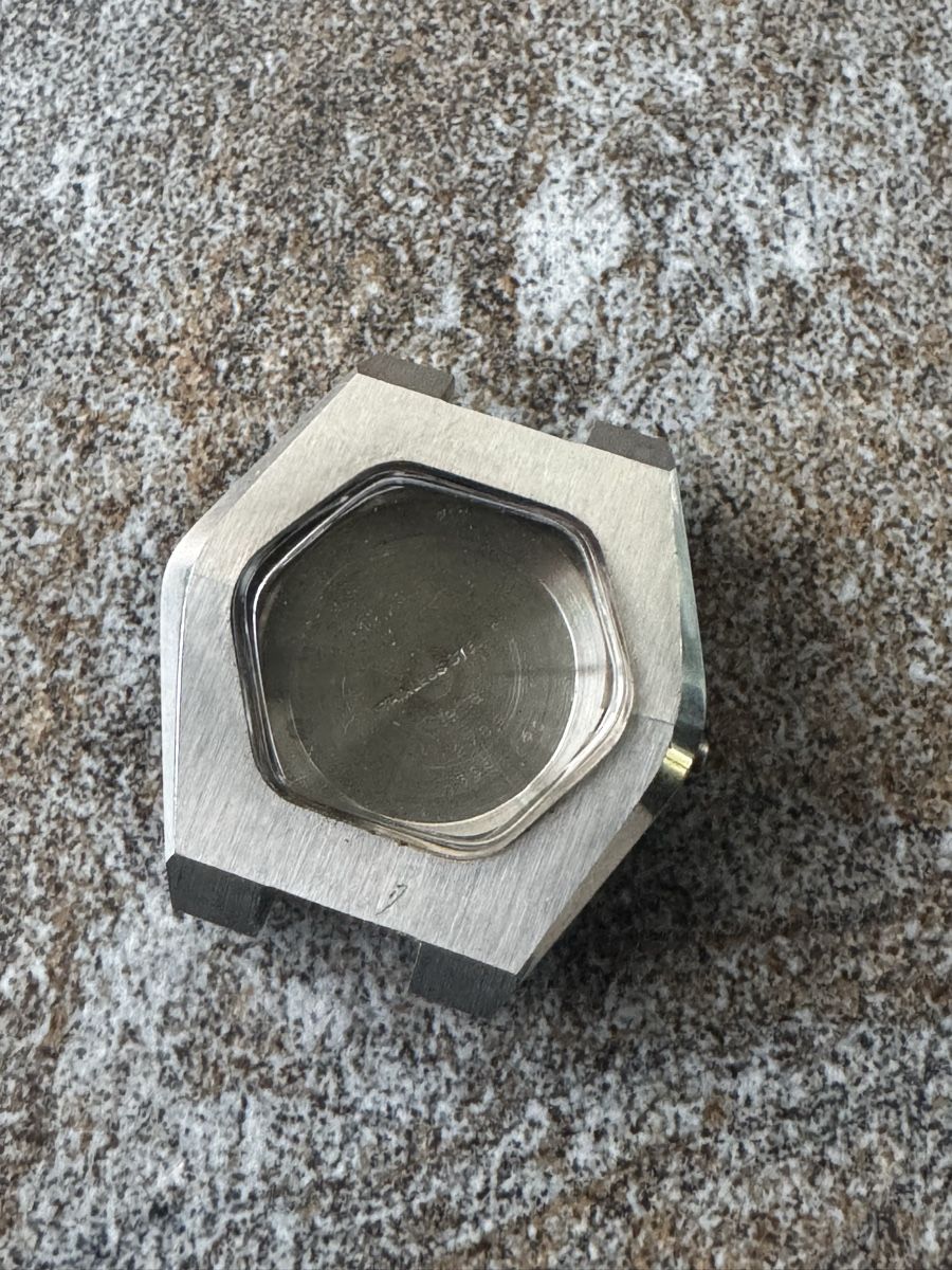 Montres: Vetta Uhrengehäuse Prototyp ? – D'occasion à Sursee par Dersempacher
