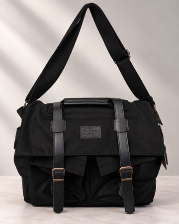 Messenger Bag Dark Cotton Bags schwarz neuwertig