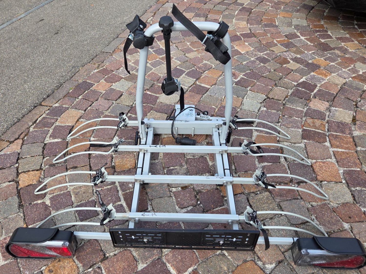 Travi: Veloträger 4-Fach – Usato da Ennetbaden venduto da Bellina