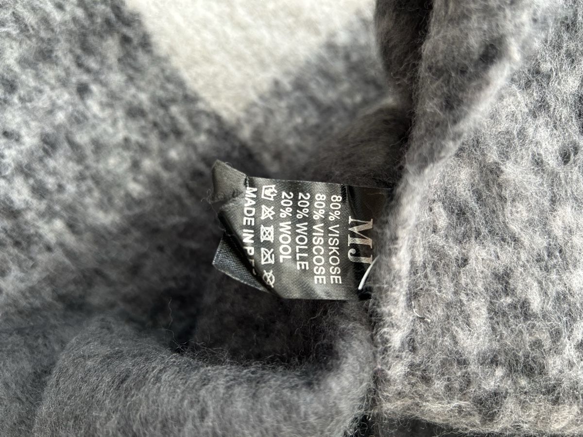 Foulard & Sciarpe: Écharpe viscose/laine – Nuovo e nell'imballaggio originale da Vouvry venduto da tintin2308 1