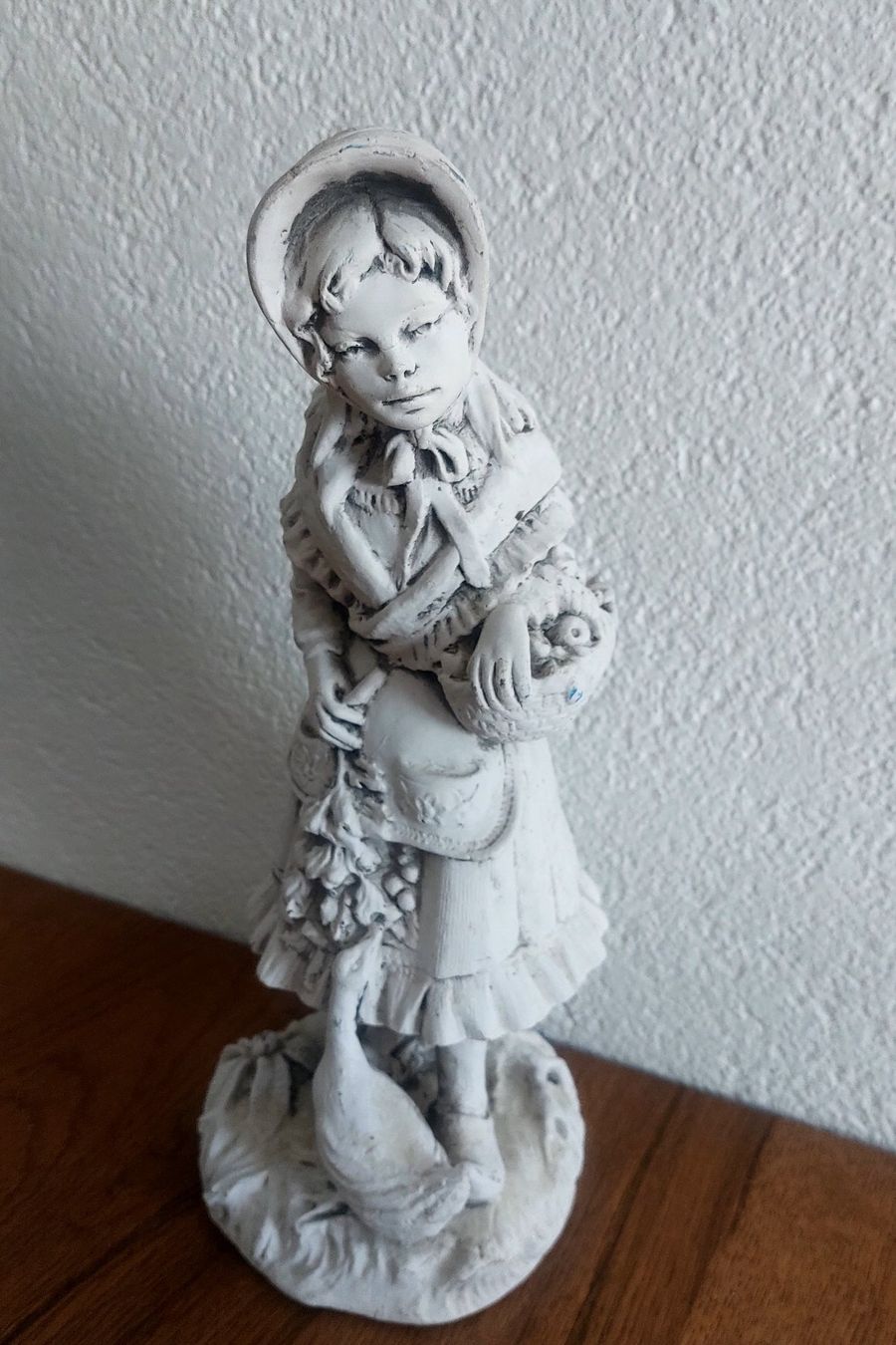 Statuette: Gartenfigur Mädchen – Usato da Aarau Rohr venduto da meeruisland 1