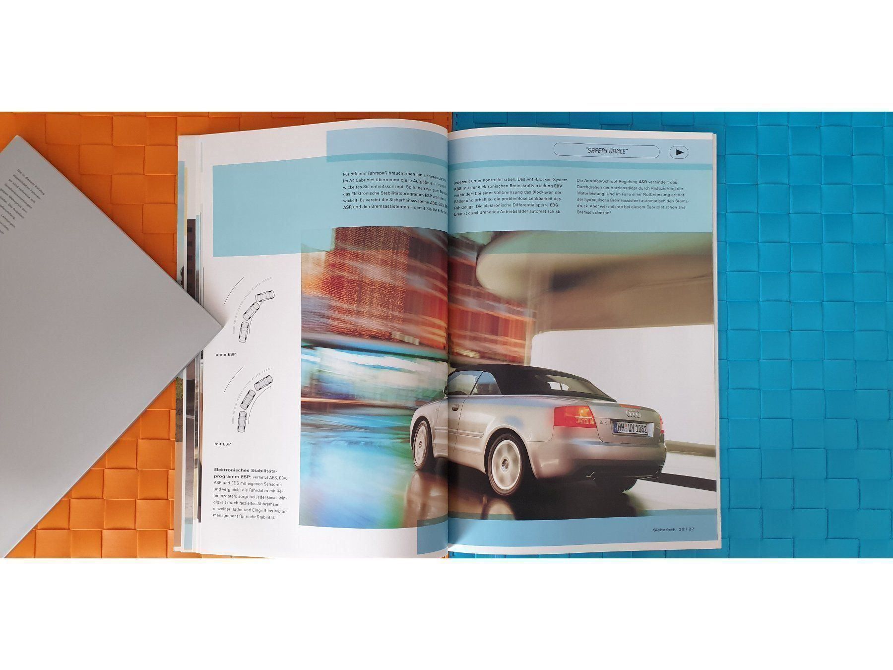 Riviste & Magazine: AUDI A4 CABRIO 2002 - Prospekt / Katalog – Usato da Viganello venduto da CARLiteratur 4