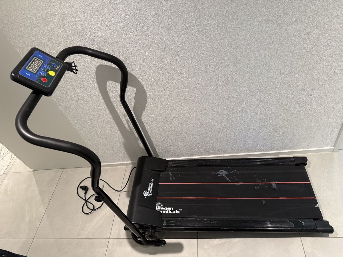 Hometrainer: Laufband gebraucht mit Display – Gebraucht aus Fehraltorf von Neshville 5