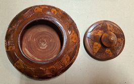 Boîte en bois sculpté à la main, vintage !