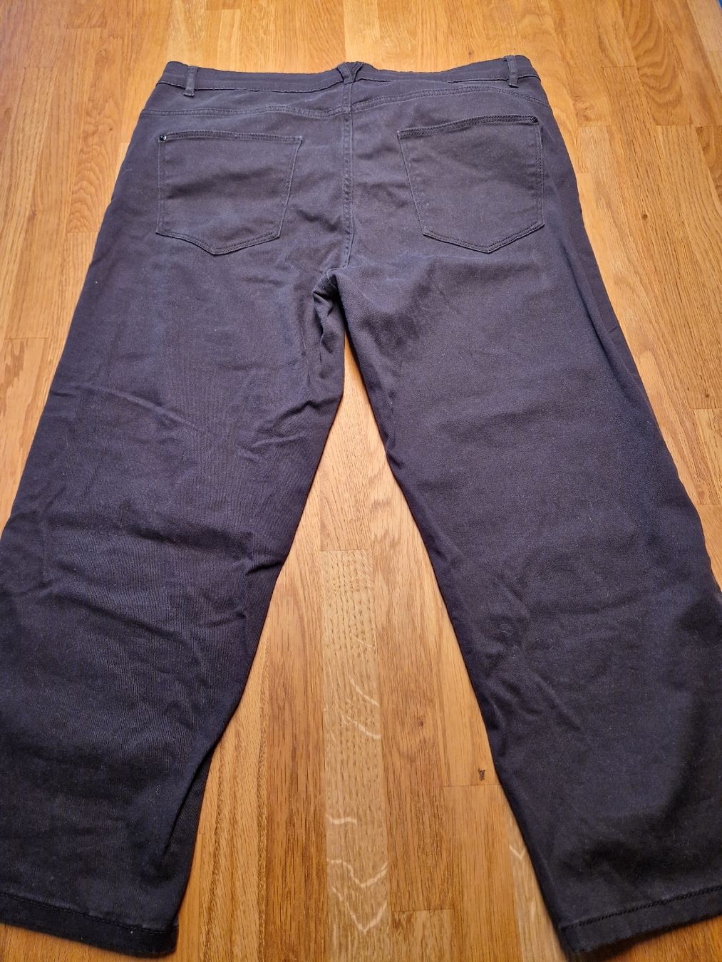 Jeans: Caprihose Gr.44 – Gebraucht aus Kulmerau von Doene7 3