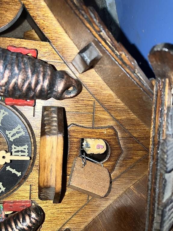 Orologi: Schweizer Kuckucksuhr – Usato da Farnern venduto da Preiselbeeri8 2