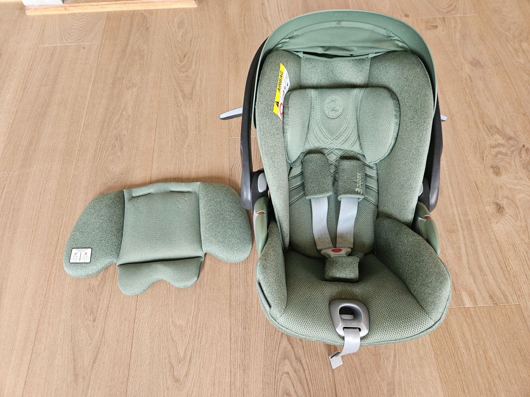 Seggiolini per auto: Babyschale Cybex Cloud T / Unfallfrei – Usato da Cham venduto da gr80