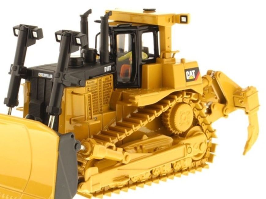 Caterpillar Kit di modellismo & Modellini statici: DieCast Masters 85158c D10T Track-Type Tractor – Nuovo (secondo la descrizione) da Dagmersellen venduto da FBM-Bacheli 1