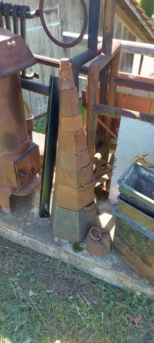 Bilance e pesi: gewichtsstein pyramide – Usato da St. Antoni venduto da urzel 1