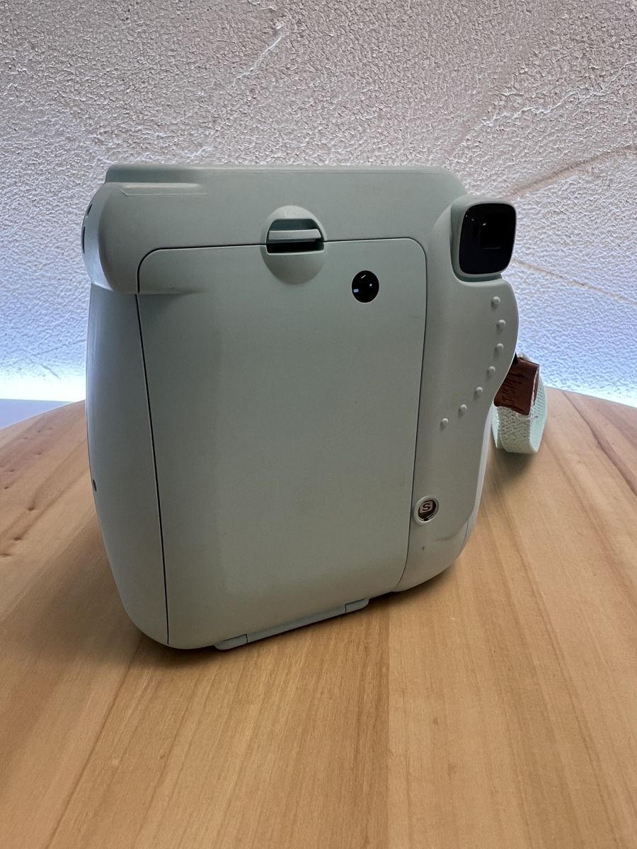Fujifilm Fotocamera: Fujifilm Instax Mini 9 mintgrün – Usato da Rotkreuz venduto da Migu2012 1