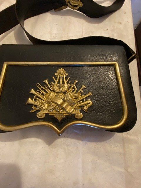 Schweizer Armee Borse: REPRO MUSIKTASCHE MILITÄR – Usato da Chur venduto da silbermon 1