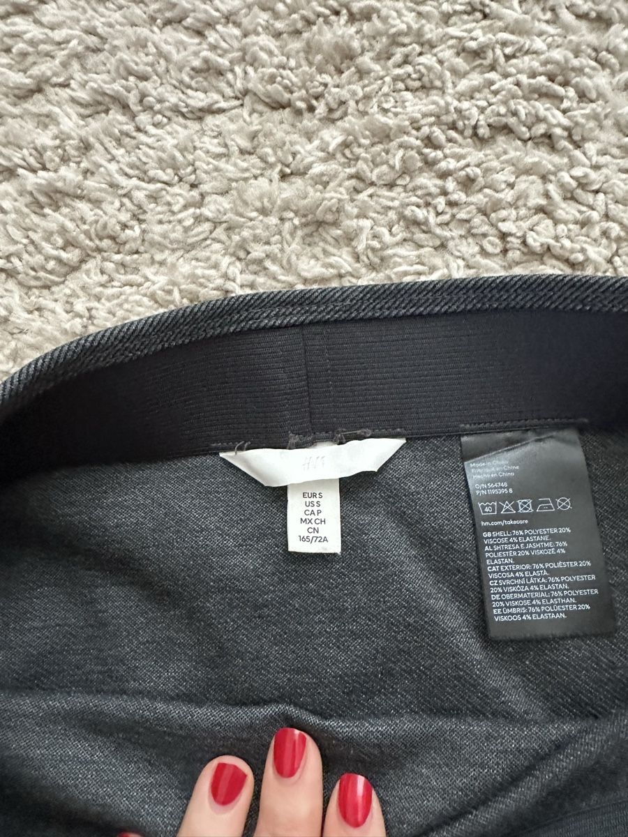 H&M Röcke: H&M Minirock, Grau, Grösse M – Ideal für den Herbst! – Neu (gemäss Beschreibung) aus Dübendorf von Magis_Stuff 2