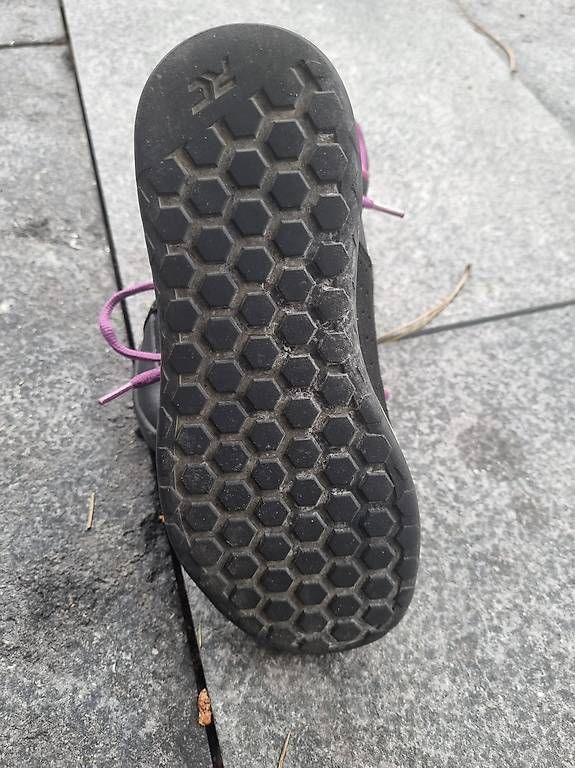Scarpe per ragazzi: RC Bike Schuhe Kinder Gr. 35 – Usato da Winterthur venduto da Baghira1215 1