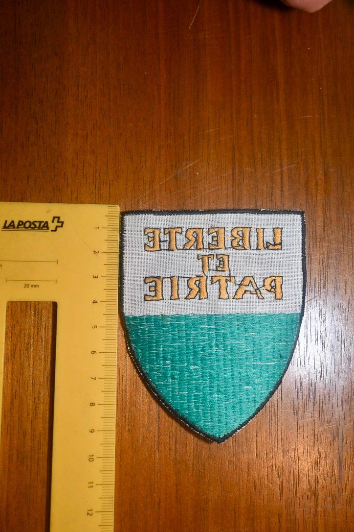 Swiss Placchette & Badge: WAPPEN Waadt / Vaud PATCH badge AUFNÄHER – Usato da Pfaffhausen venduto da mono_rec 1