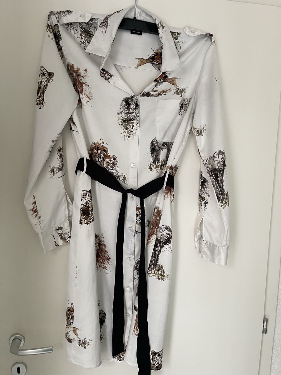 Pinko Kleider: Robe PINKO taille 36-38 EUR – Gebraucht aus Portalban von Lsgn