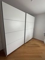 Schwebetürenschrank weiss wie neu