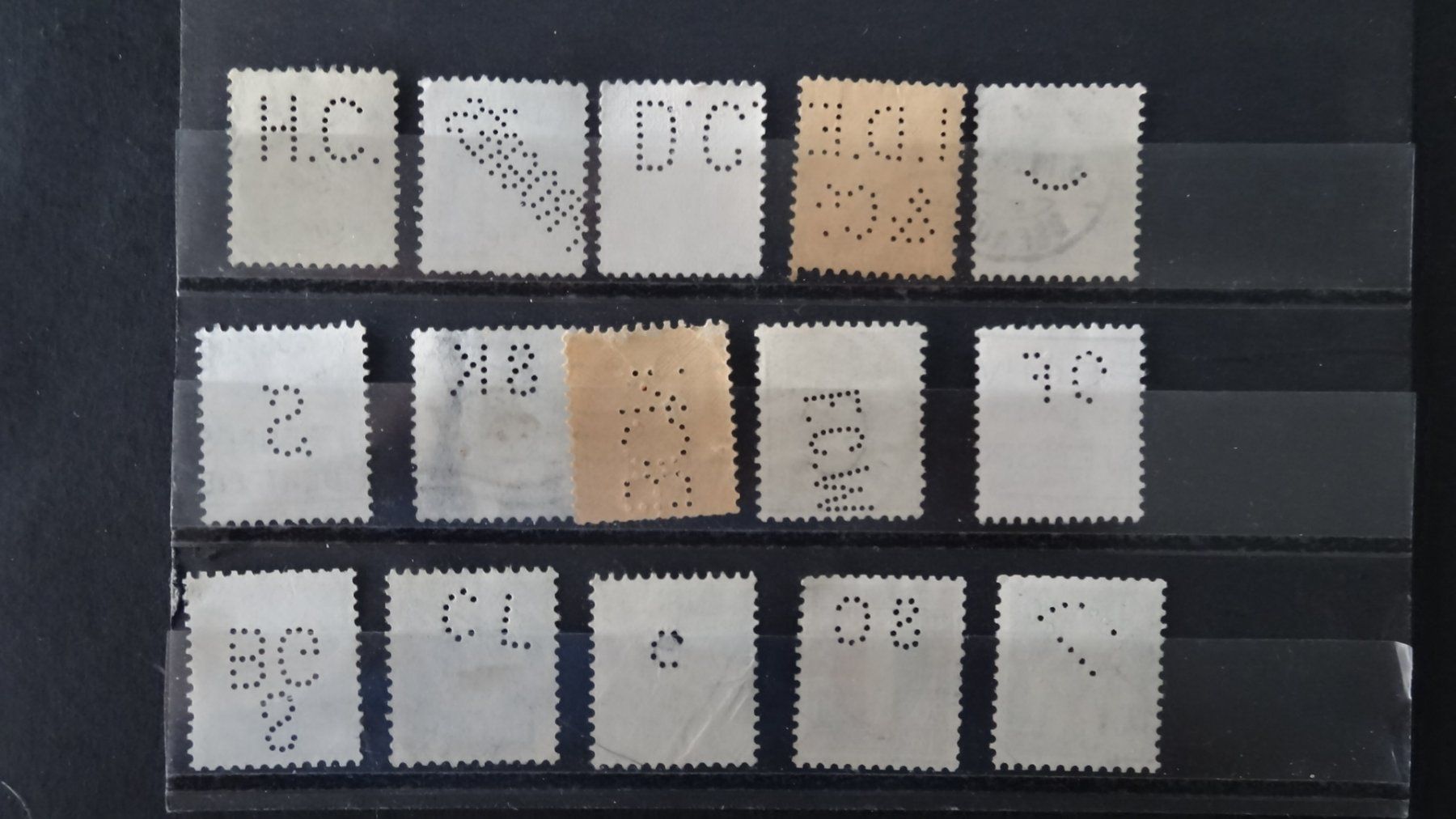 Tous les timbres: Lot PERFINS  15 Werte 173 – D'occasion à Anwil par larks