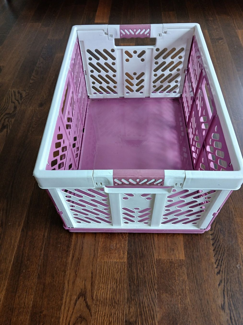 Contenitori edile: Folding Crate Pink White Plastic Storage Box foldable – Usato da Dübendorf venduto da LoRi-2026 1
