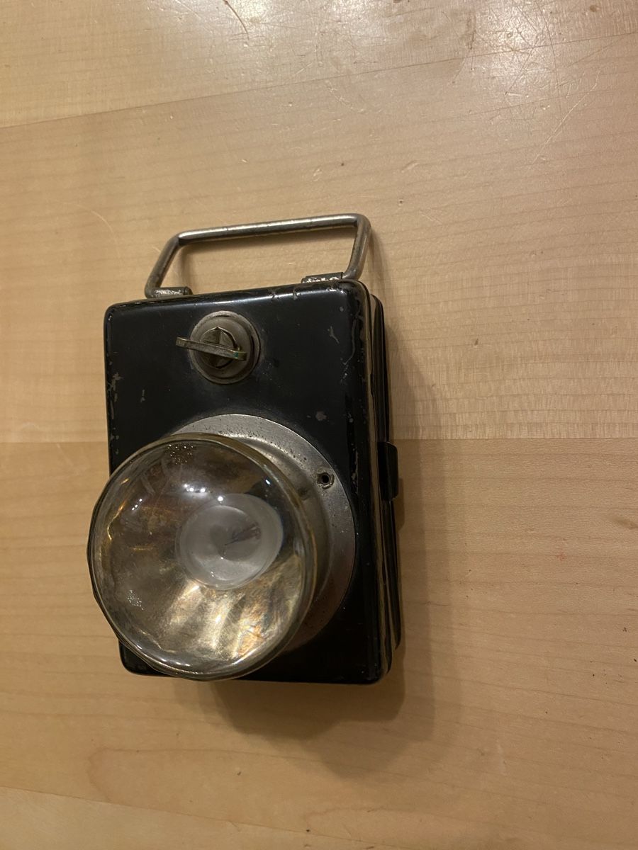 Lampade: Alte Taschenlampe – Usato da Mosnang venduto da Goldwasser 1