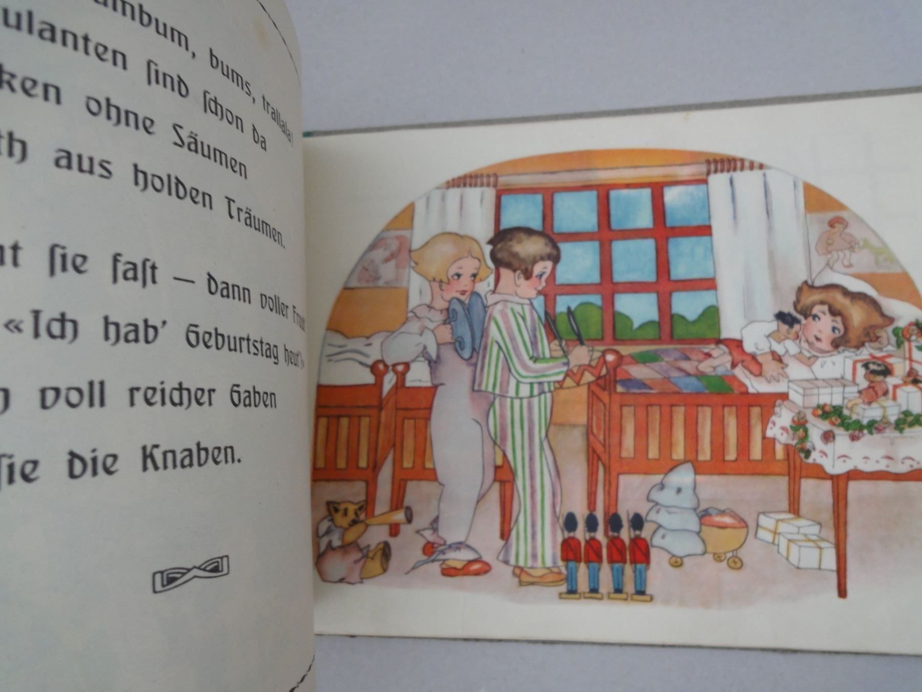 Libri: Antikes Kinderbuch Geburtstagsfreuden – Usato da Chur venduto da omonia 2