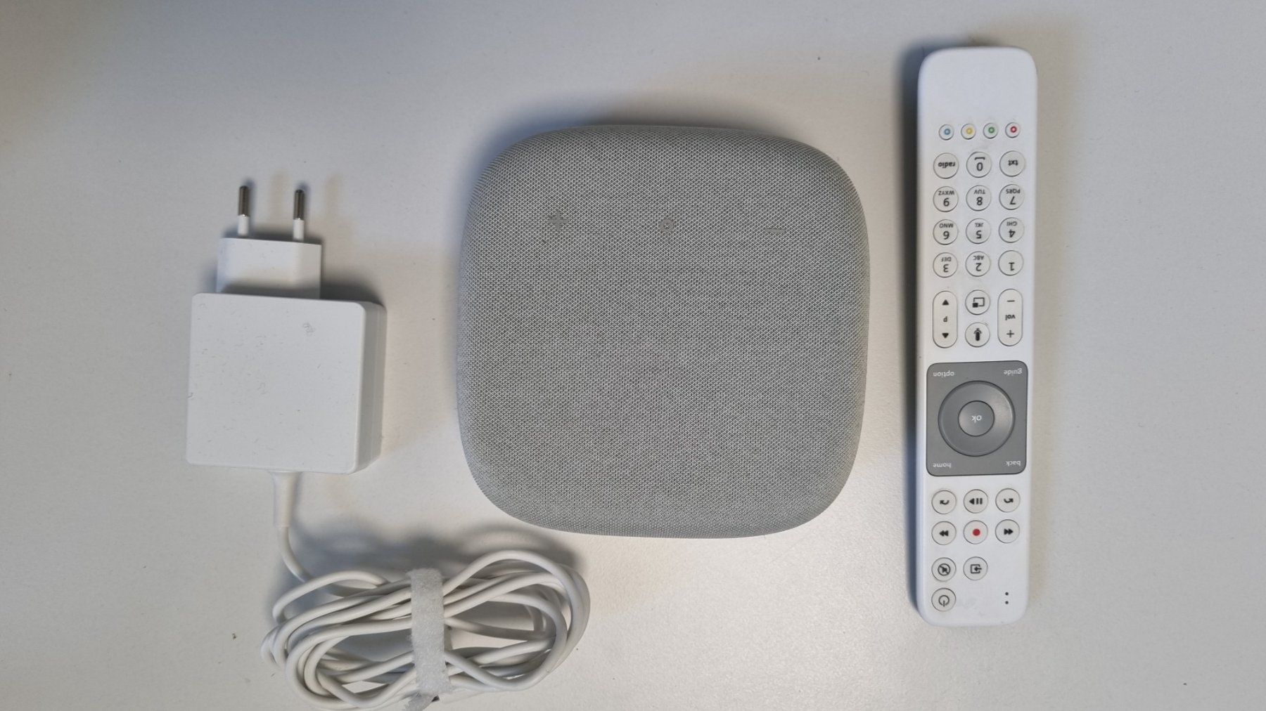 Swisscom Modem & Router: Grosses Swisscom Hardware-Set – Usato da Täuffelen venduto da Akutter 4