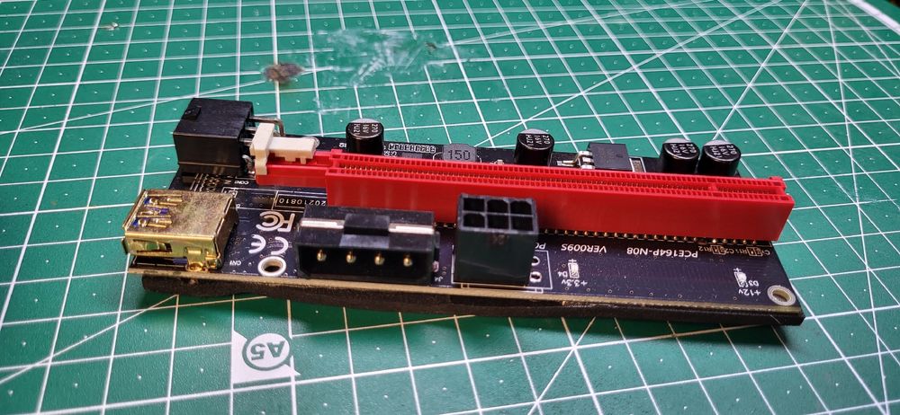 Composants électroniques: Lot 3x  PCI-E 1x to 16x – D'occasion à Düdingen par boascompras