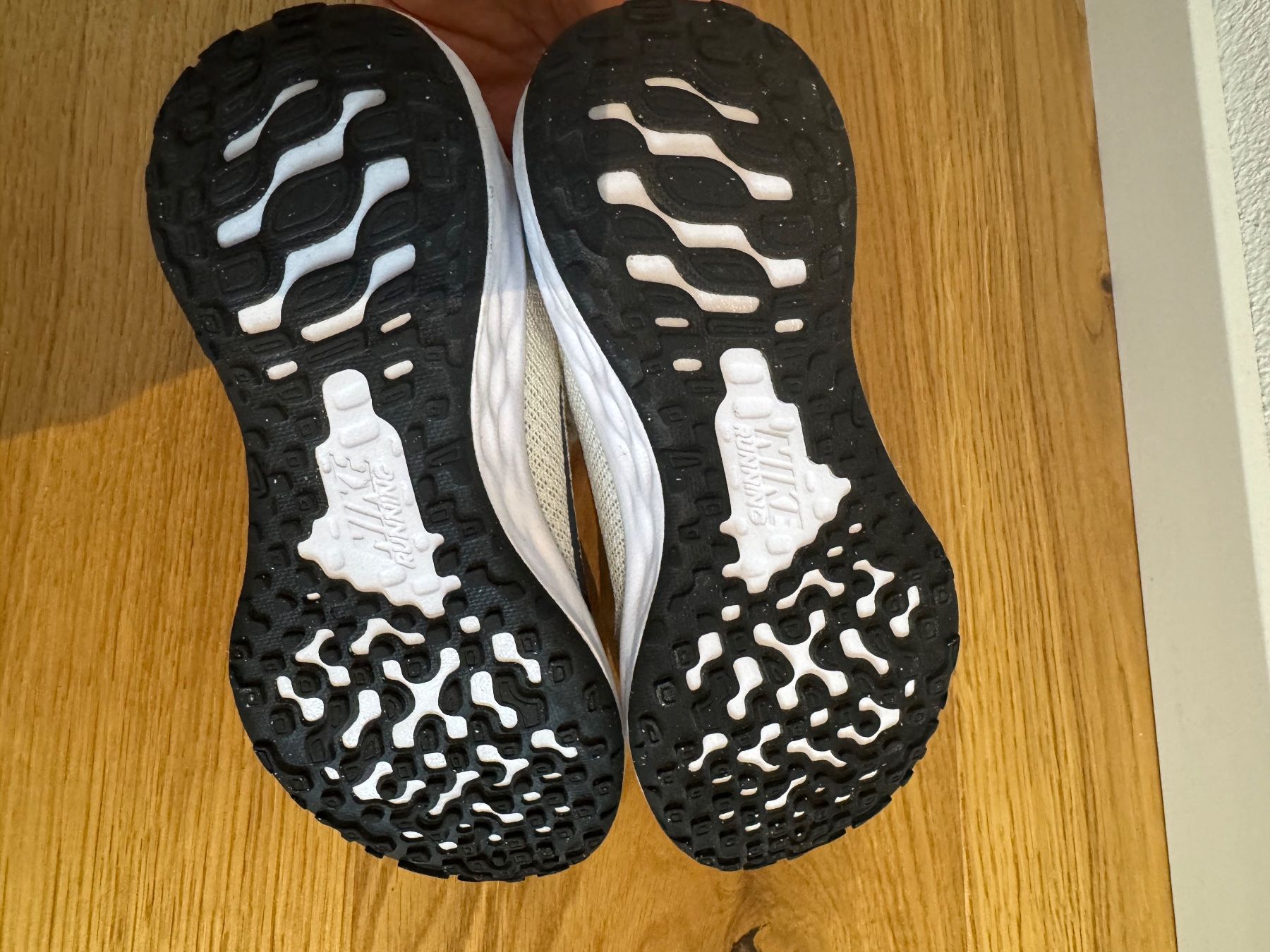 Nike Scarpe per ragazzi: Nike Schuhe kinder G.28 – Nuovo (secondo la descrizione) da Derendingen venduto da Happyever 3