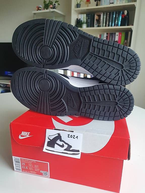 Scarpe da uomo: Nike Dunk High "Panda" Grösse 44 – Usato da Windisch venduto da Xabeba 1