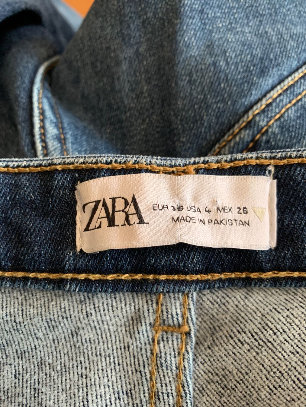 Zara Jeans: Joli jeans Zara taille 34 – Gebraucht aus MEYRIN von Gwendo10 2