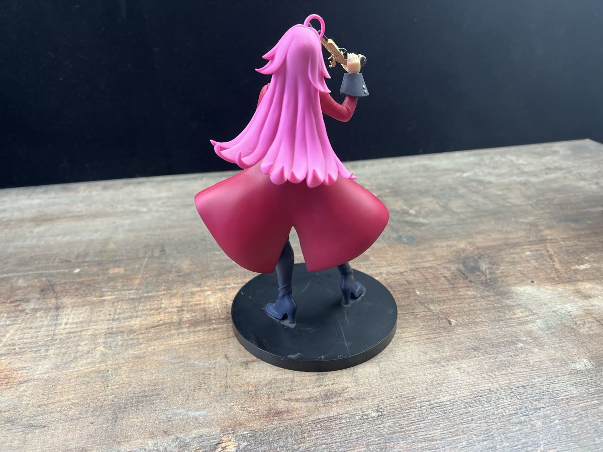 Statuette: Anime Figur Piratin mit Pistole ca. 20cm – Usato da Hallau venduto da R.R.91 1