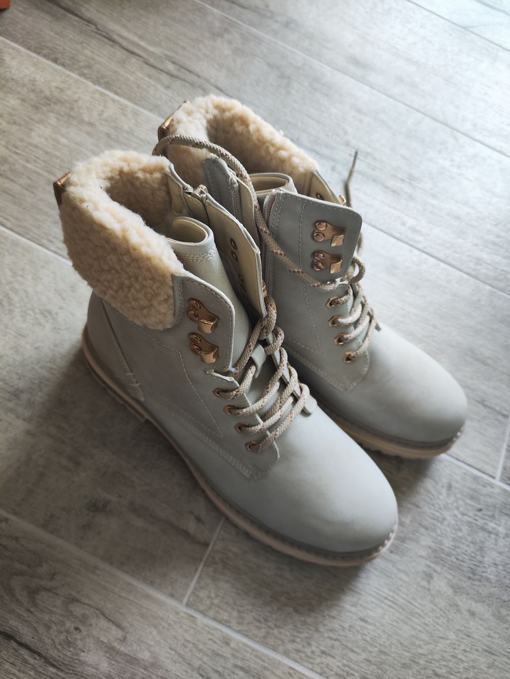 Scarpe da donna: Bottines Kimbertel beige, chaudes et imperméables, T. 40 – Nuovo e nell'imballaggio originale da Les Acacias venduto da mei_2xhp 4