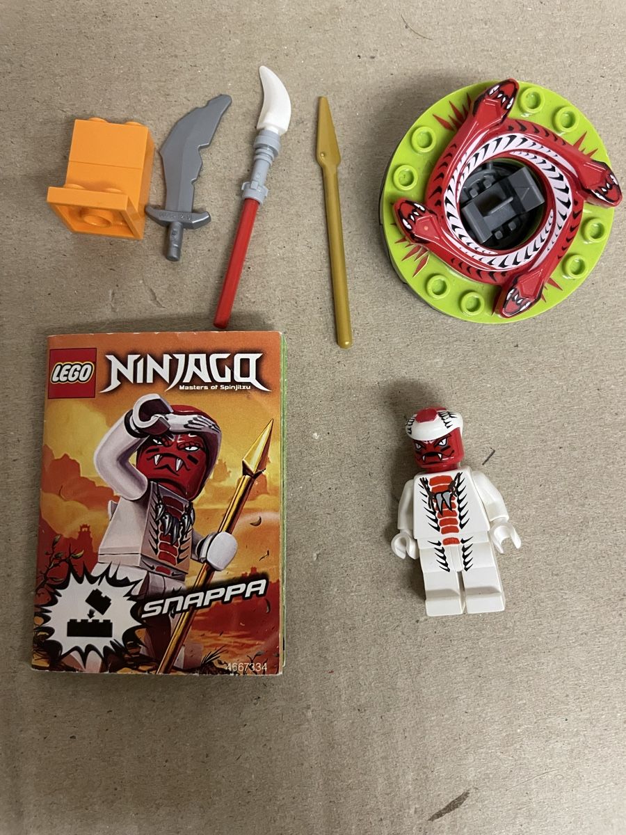 Lego Kit di costruzioni: Lego ninjago Spinner 9564 – Usato da Möriken AG venduto da Peka01