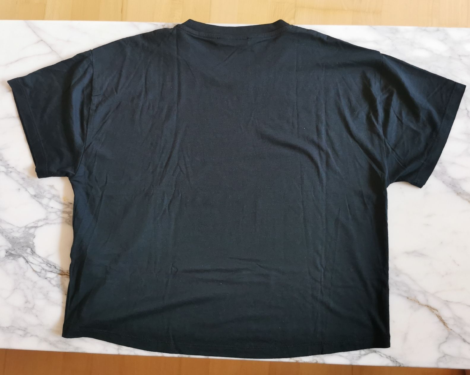 Sessun T-shirt: Sessùn  – Usato da Schaffhausen venduto da Ginsalabim 3