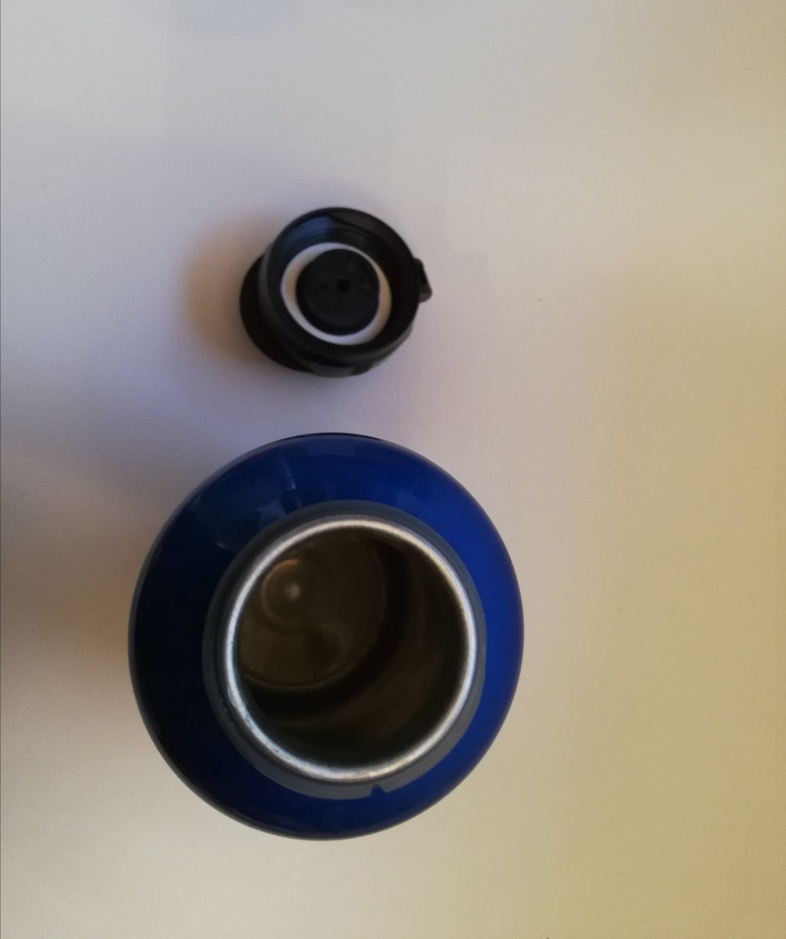 Gourdes & Thermos: Isolierflasche blau (neu) – Neuf (Voir description) à Rothrist par GIWALD 3