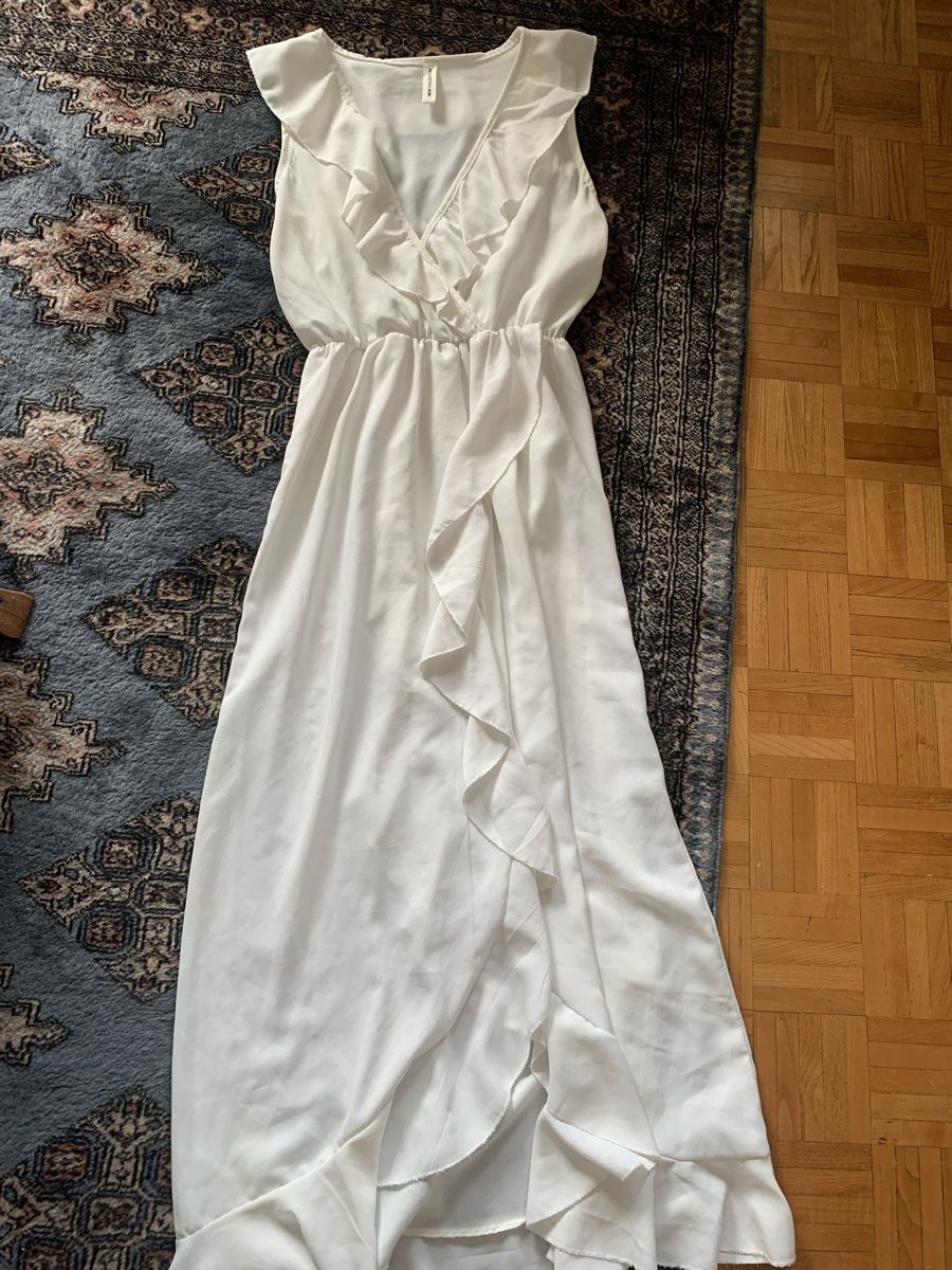 Kleider: ELEGANTES KLEID GR M – Neu (gemäss Beschreibung) aus Gutenswil von Bregenzer8610
