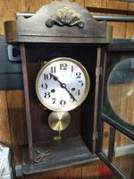 Antike Wanduhr, Holzgehause, Sammlerstuck, Vintage Look