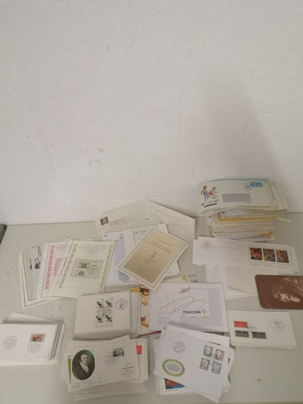 Tutti i francobolli: Briefumschläge sortiert 700 Stück+ – Usato da Bern venduto da Elena1965