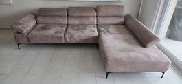 Grosses Ecksofa, Top Zustand, Beige, und mit Fleckenschutz