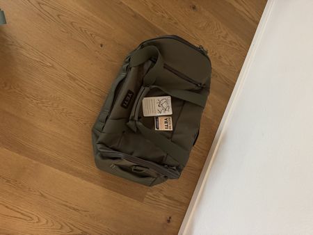 Yeti Reisetasche Crossroads 60L Olive - Neu.
