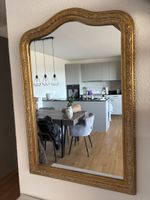 Wandspiegel goldfarben mit antikem Dekor guter Zustand