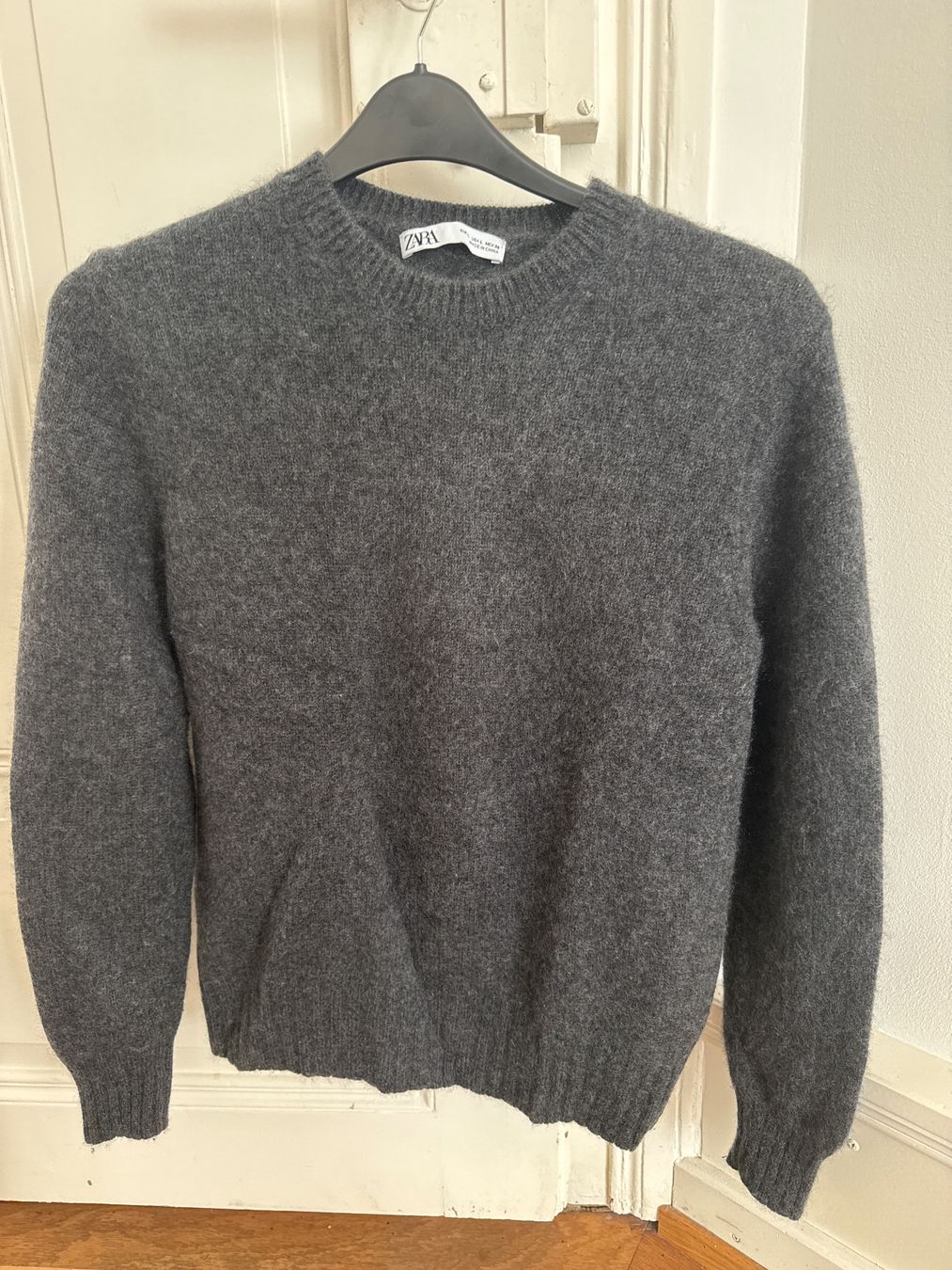 Zara Maglioni & Felpe: Damen Zara Kaschmirpullover Grau – Nuovo (secondo la descrizione) da Meilen venduto da Emma_321