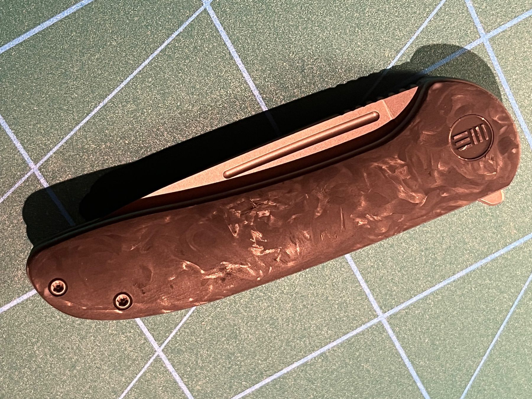 Taschenmesser: WE Knife Saakshi Stonewashed, Carbonfiber Taschenmesser Neu – Neu und originalverpackt aus St. Niklaus VS von wildholzmann 5