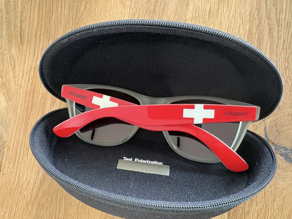 Occhiali & Lenti: Sonnenbrille WM-Fan Schweiz – Usato da Wädenswil venduto da Flain