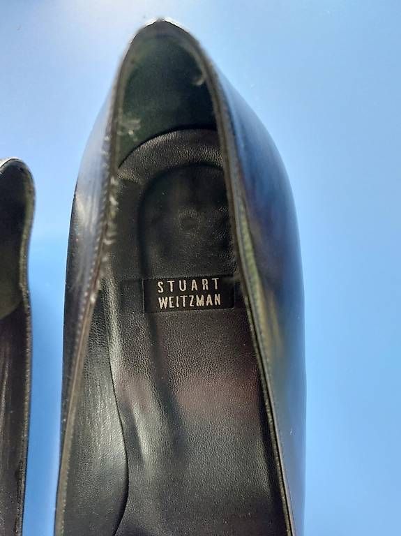 Damenschuhe: Schwarze Glattleder Pumps von Stuart Weitzmann – Gebraucht aus Luzern von was_d7mx 2