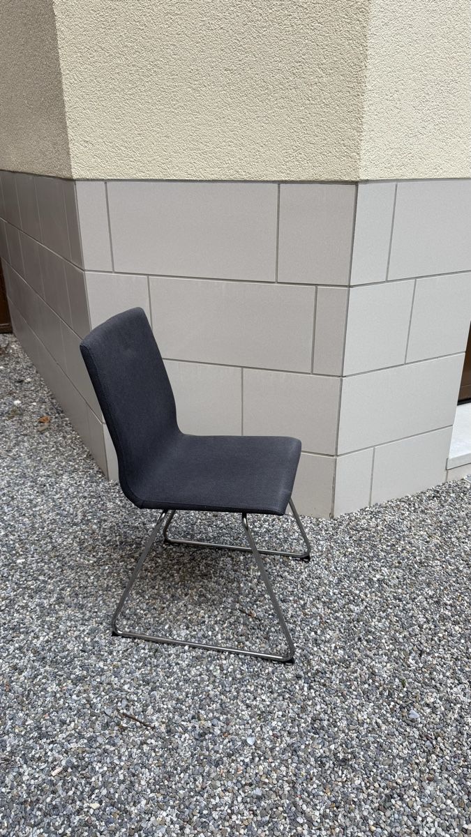 Stühle: Chair Grey – Gebraucht aus Zürich von dar_k5h2 2