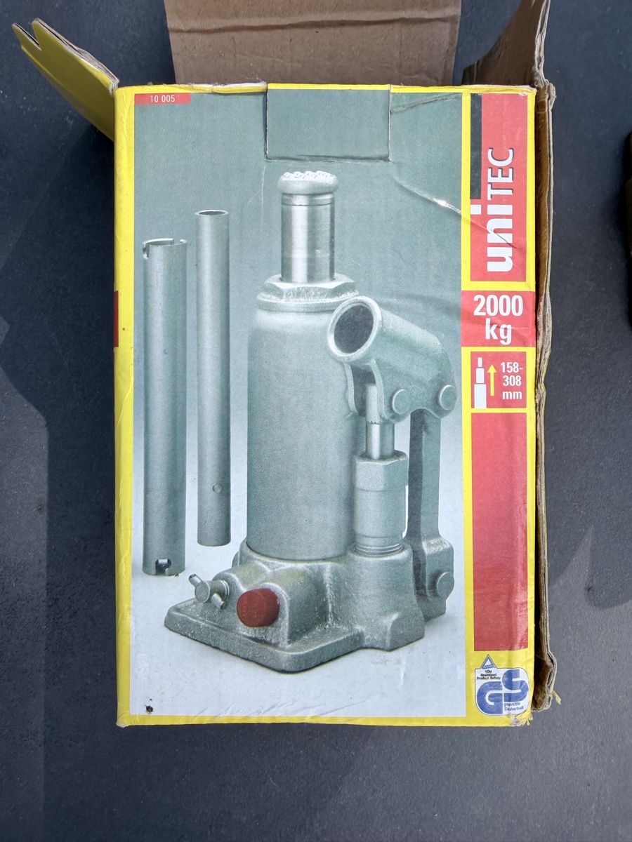 Tutti gli attrezzi: Wagenheber  – Nuovo e nell'imballaggio originale da Bern venduto da Hobbypilot007 2