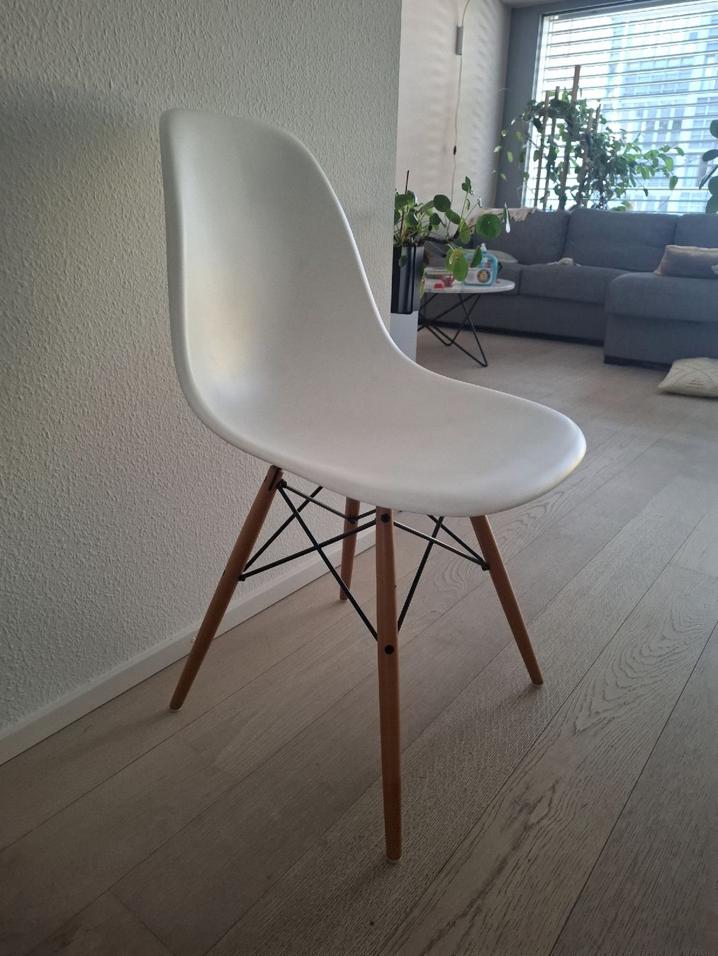 Vitra Stühle: Chaise Vitra Eames DSW blanche  – Gebraucht aus Genève von sar_7mzn 2