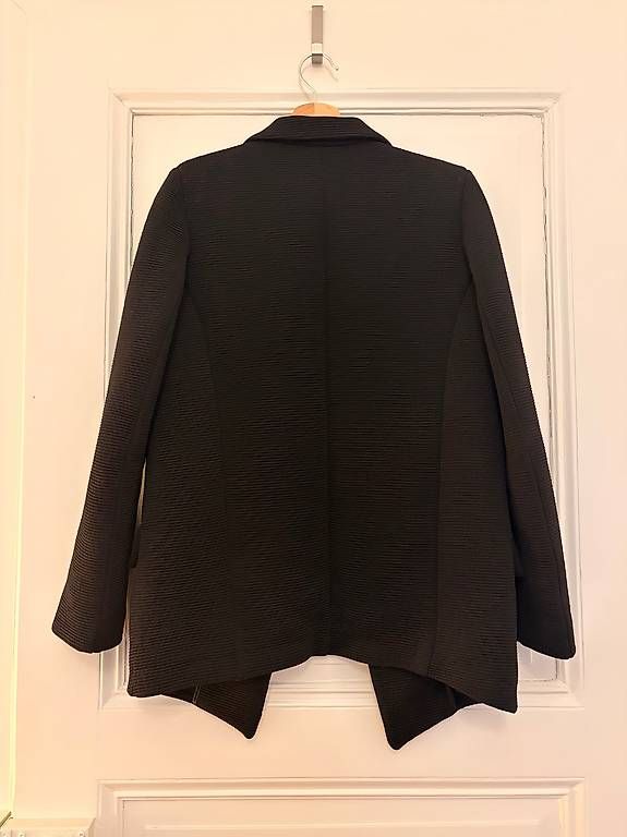 Jacken: Blazer schwarz Grösse S – Gebraucht aus Basel von yet_7svp 1